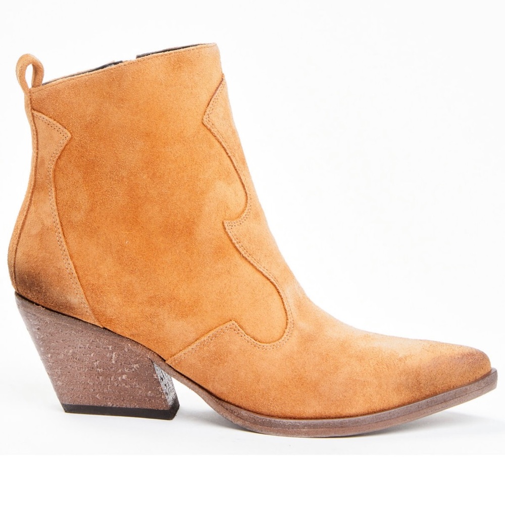 Golo Women’s Lasso Western Suede Camel Booties Size 10 New in Box